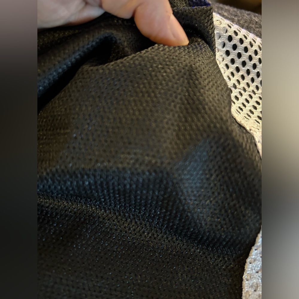 Pittsburgh Penguins NHL Jersey SL Pillow Sham Light Yellow Black 31"X25" - Picture 8 of 8